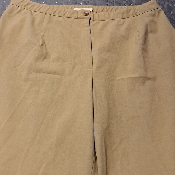 Dress Barn tan pants size 18W - Picture 2 of 4